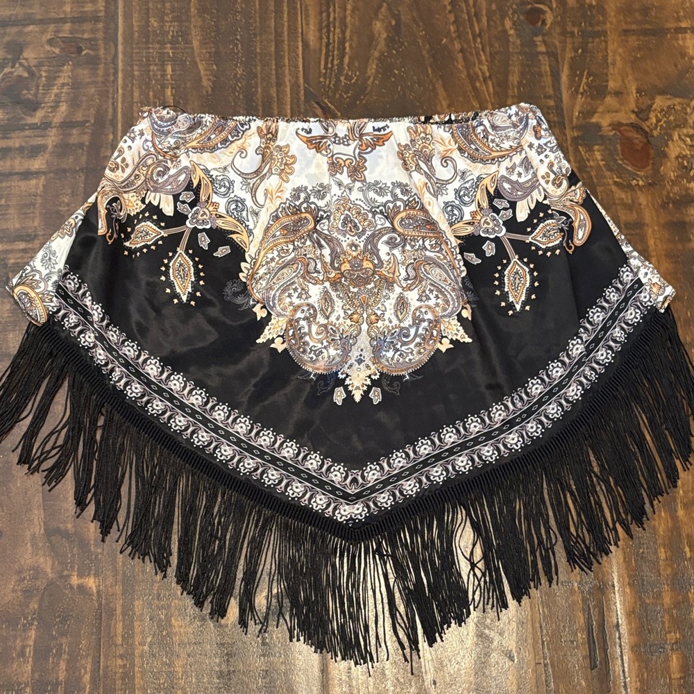 Daytrip Black and White Asymmetrical Paisley Skirt